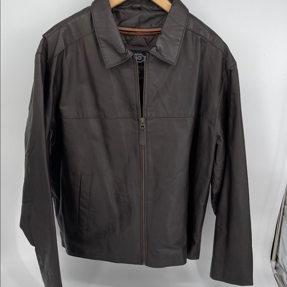 NWOT BGSD Men’s Brown Leather Bomber Coat With Zip-Out Lining Size Large